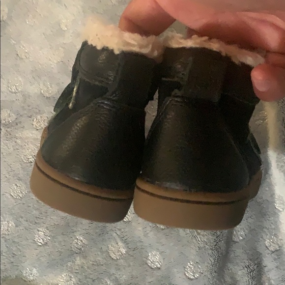 Outgrown - Picture 4 of 6